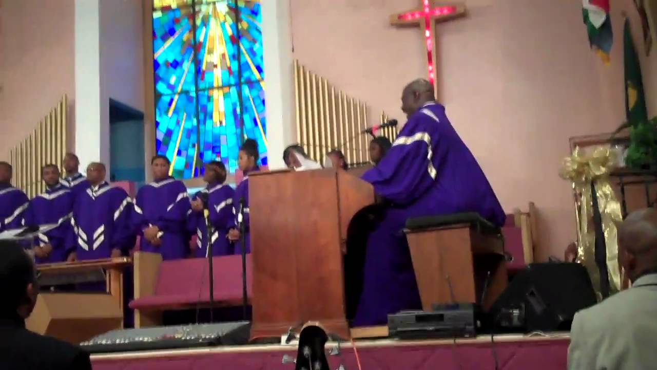 COGIC Elder Robert Moore & Greater Mitchell Temple Insp. Choir sings ...