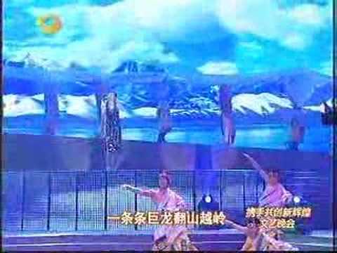 歌曲:家和万事兴,天路,红旗飘飘,我和我的祖国