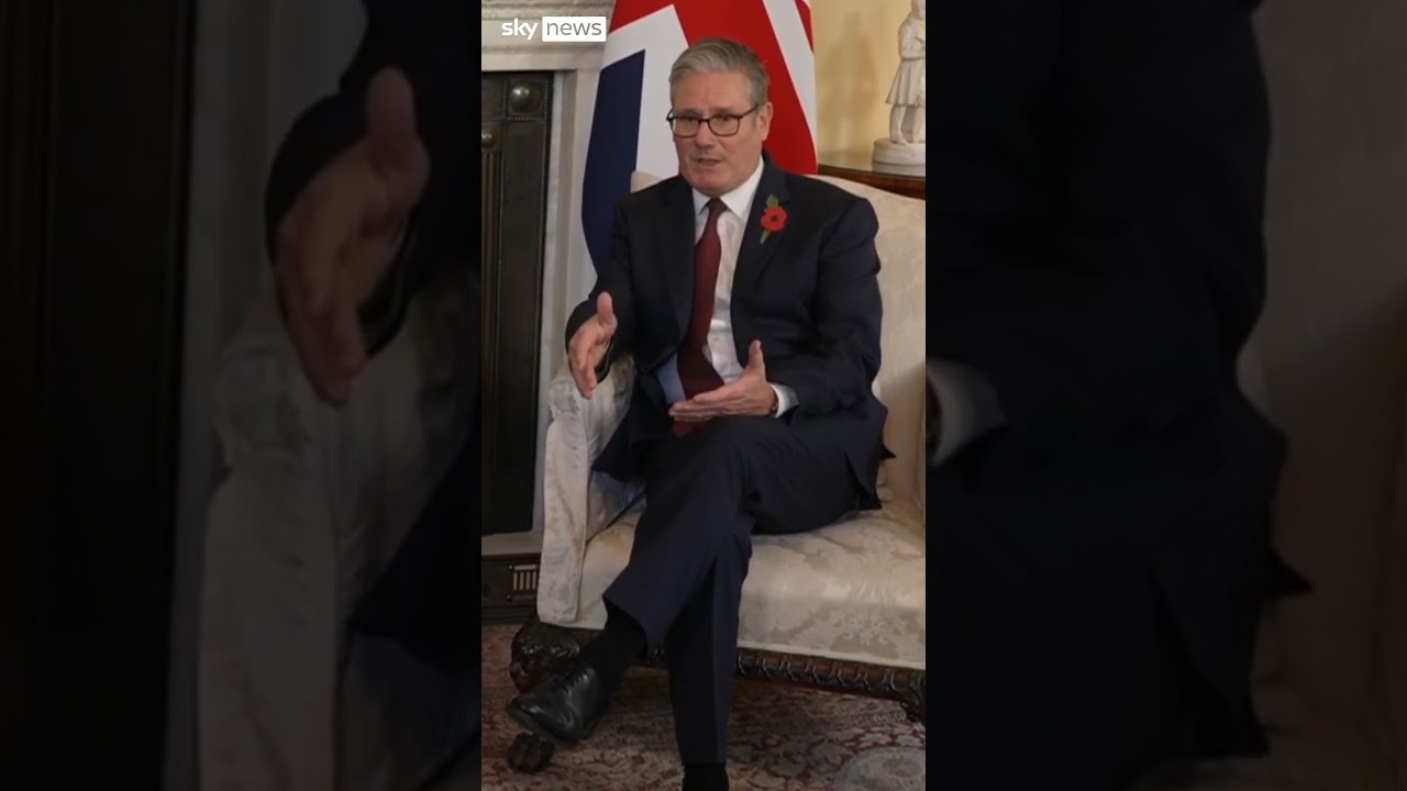 Zelenskyy arrives at No 10 for meeting with Starmer