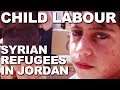 Message contre le travail des enfants syriens en Jordanie sur fond de visages d'enfant