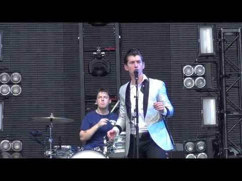 ARCTIC MONKEYS - ARABELLA - MUSIC MIDTOWN 2013