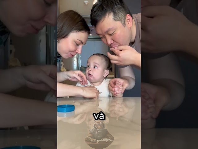 Cha Mẹ Thiên Tài Dụ Bé Uống Thuốc 🥺