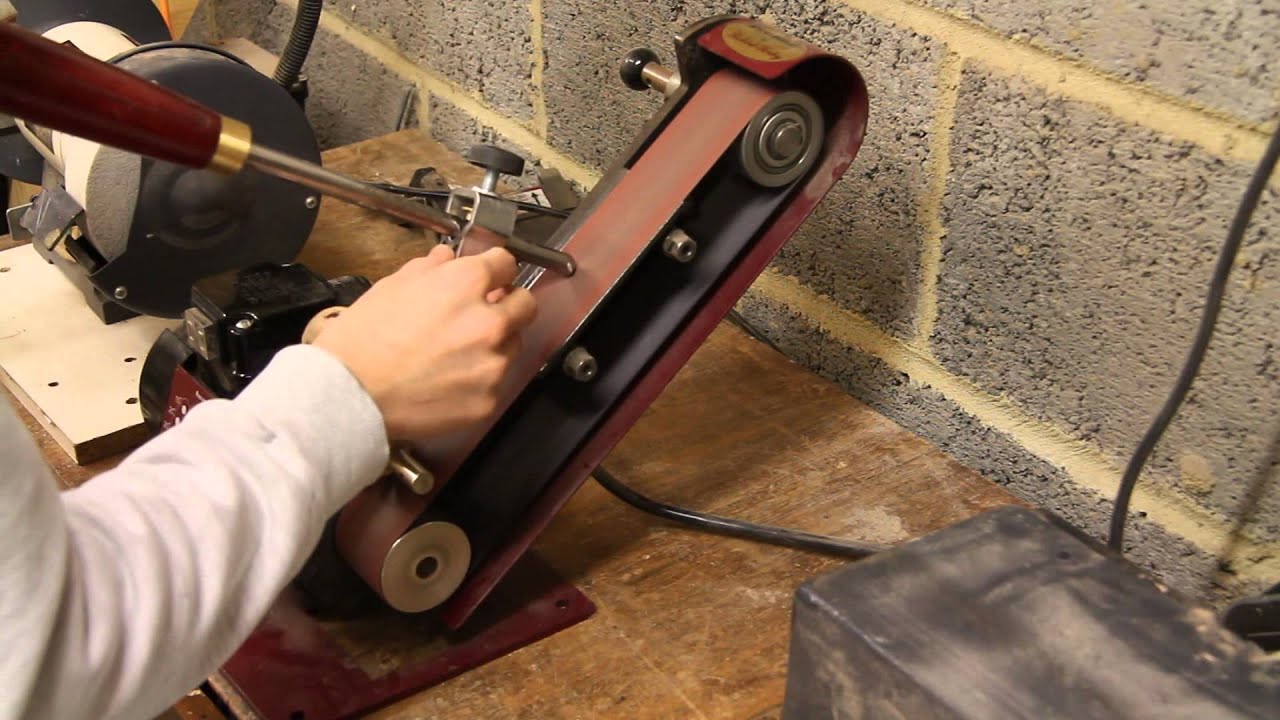 Sharpening Woodturning Tools - YouTube