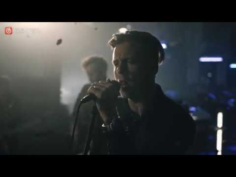 OneRepublic - Born To Race (music video)