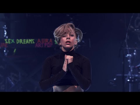 Lady Gaga - Applause Live at iTunes Festival 2013 (4K)