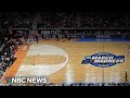 3-point line incorrectly drawn before Elite Eight womens games