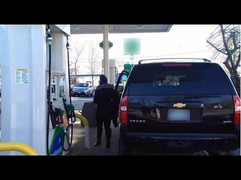 ExtremeLocation: Engaging Customers at the Gas Pump ExtremeLocation: Engaging Customers at the Gas Pump