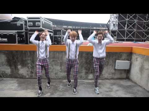 EXO 공식 댄스D&E CHOK CHOK DANCE
