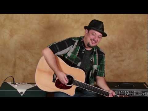 How to Sing and Play Guitar at the Same Time - Easy Guitar Lessons - Easy Vox Lessons