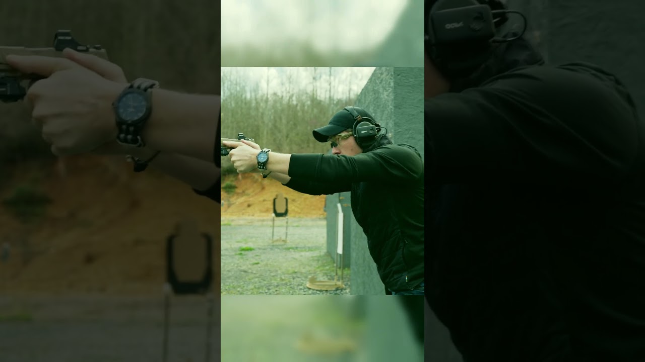 Shooting the smol FN Reflex