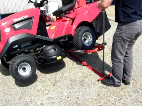 Honda garden tractor ride on mower lift #3