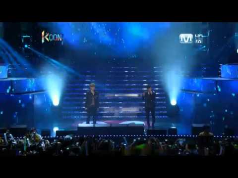EXO M - 121014 KCON - Ment + What Is Love + Ageyo