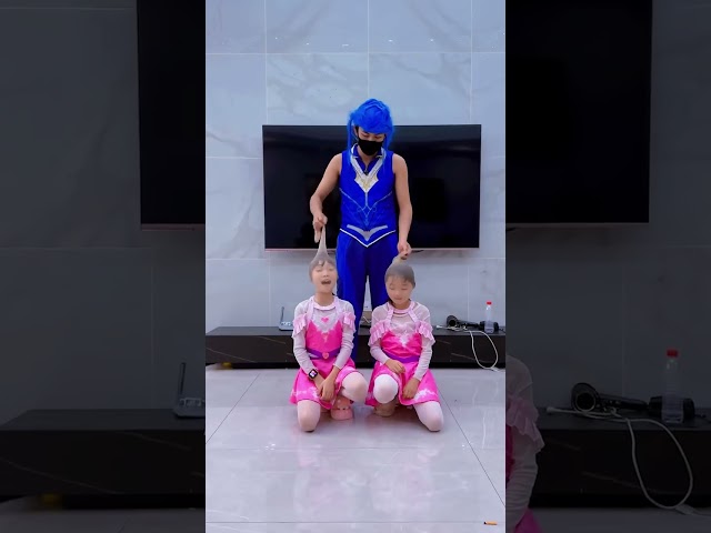 怎么嗷嗷大叫？ #斗罗大陆 #唐舞桐与唐老六 #小舞 #唐舞桐 #唐老六