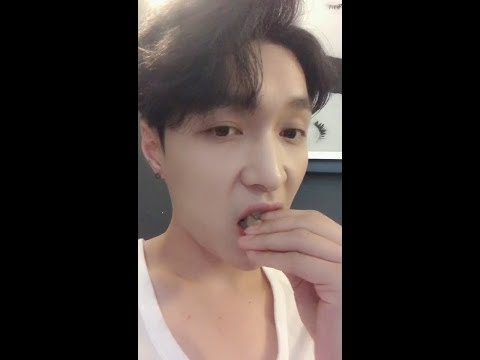 170709 张艺兴 Zhang Yixing LAY Weibo Story Update
