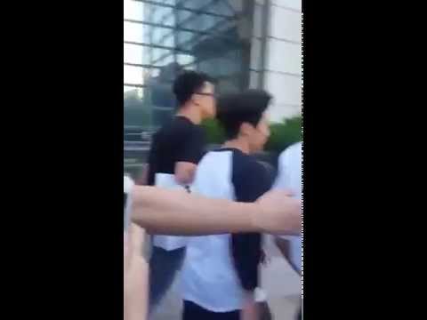 서울에 올라와 처음본 연예인이 엑소 시우민인 팬의 반응