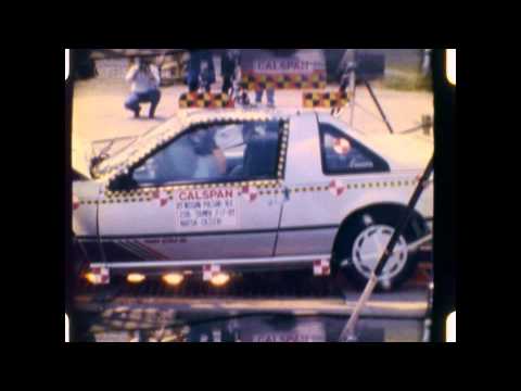 Test katastrofy wideo Nissan Almera (Pulsar) 3 Drzwi 1995 - 2000
