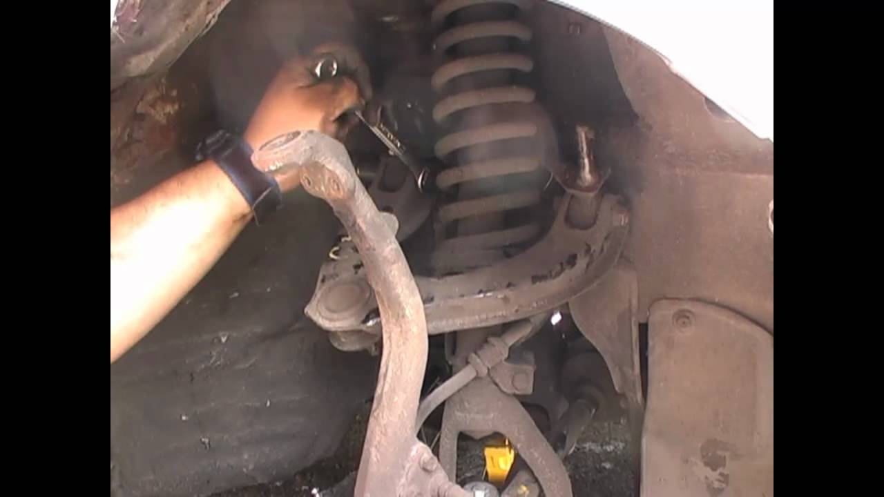 How to replace ball joints on honda civic #5