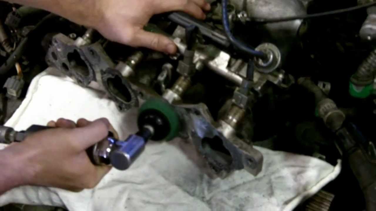 Honda valve guide seal replacement #5