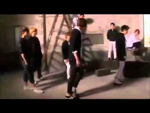 Dorkiest dancing machine -- CHO KYUHYUN