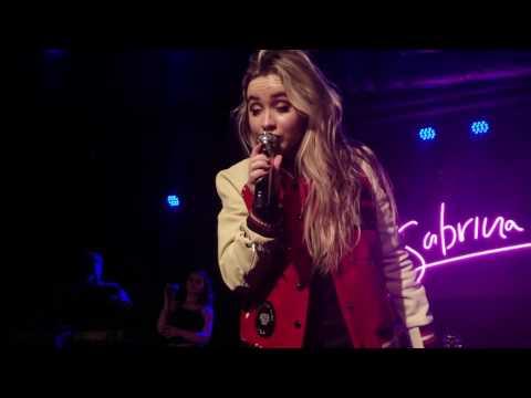 Sabrina Carpenter - "Space" (EVOLution Tour 11-26-16 Baltimore)