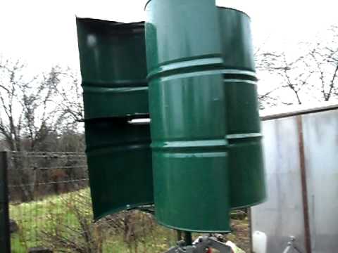 DIY Wind-Powered Water Pump. Cata-Vento com Bomba de Agua.