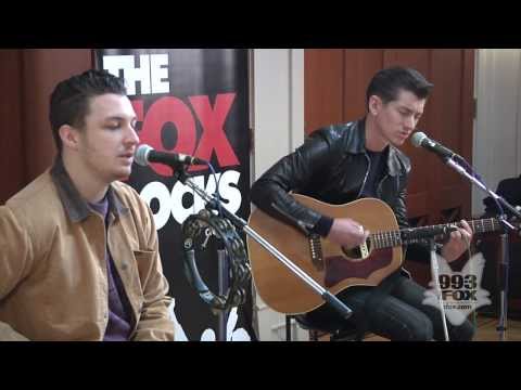 Arctic Monkeys - I Wanna Be Yours (Fox Uninvited Guest)