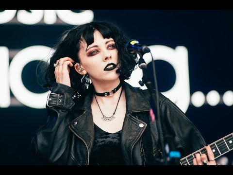 Pale Waves Live Full Concert 2017