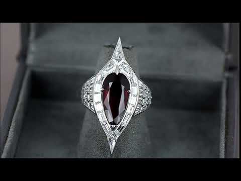 Коктейльное кольцо с огромным Рубином Голубиная кровь