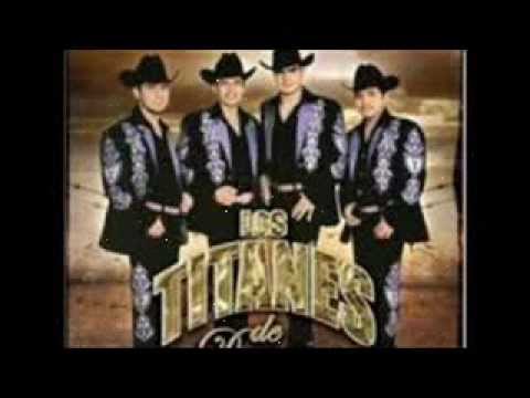 LOS TITANES DE DURANGO POPURRI DE CUMBIAS AGUA DE TE,LA CHICA SEXI,EL AHUALULCO Y LA CUMBIA DEL RIO