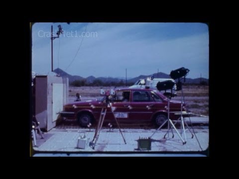 Video Crash Test Audi 80 B4 1986 - 1995