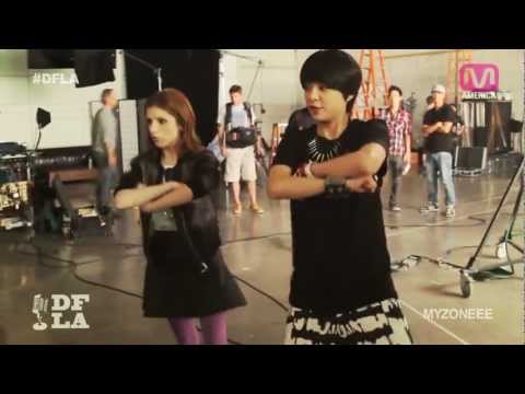 f(x) Amber teaching Anna Kendrick the choreography of Electric Shock