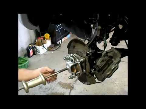2001 toyota tacoma rear wheel bearing replacement #7