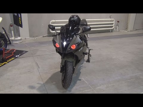 Yamaha R6 US Army Extreme Exterior and Interior in 3D