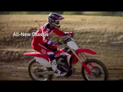 Hondas neue CRF450R 2017 in Action