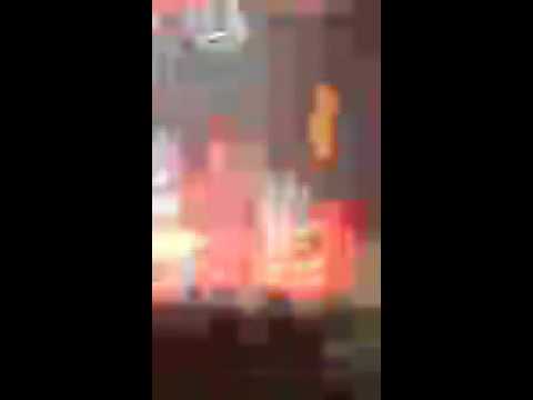 Miley Cyrus - SMS BANGERZ (ft Britney Spears) LIVE at BANGERZ Tour, O2 arena London