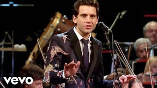 MIKA - Grace Kelly (Mika: Sinfonia Pop) ft. L&#39;Orchestra Sinfonica e Coro Affinis Consort