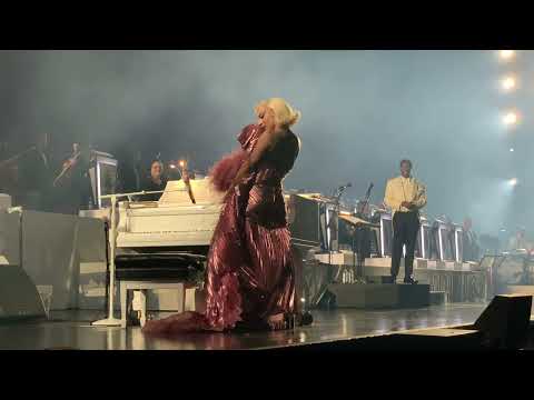Lady Gaga - Stupid Love [Acoustic/Jazz Version] (Live in Las Vegas)