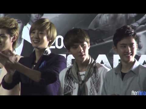 120810 SM ART EXHIBITION EXO (Chanyeol focus)