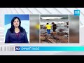 Ram Charan and Upasana in Vizag RK Beach | Visakhapatnam |@SakshiTV  - 01:04 min - News - Video
