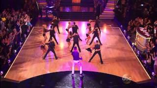 Ricky    Martin performing “VIDA” at ABC Dancing With the Stars