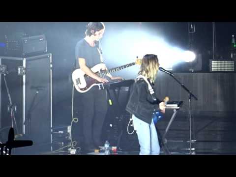 The Japanese House @ Manchester Arena | Face Like Thunder | 13.12.16