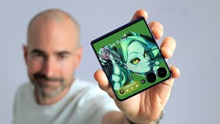 Vido-Test Samsung Galaxy Z Flip 7 par Tech Spurt