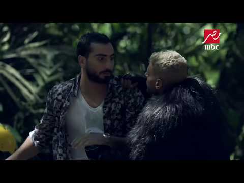 رد فعل عصبي من محمد الشرنوبي بعد رؤية رامز جلال في رامز في الشلال