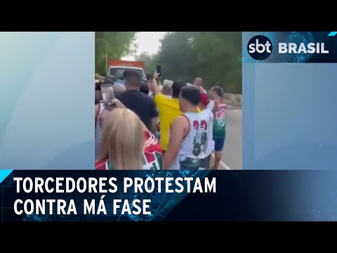 Torcedores do Fluminense protestam em véspera do jogo contra o Flamengo | SBT Brasil (22/06/24)