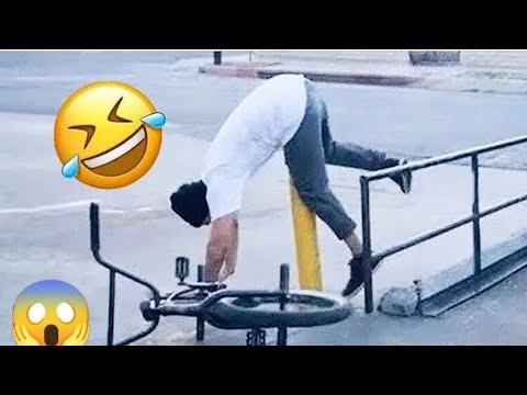 مواقف كوميديه و مضحكه : ماتفوتش الفيديو ده  لن تتوقف عن الضحك 😂😂