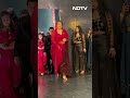 Randeep Hooda-Lin Laishram ने दोस्तों के लिए रखी रिसेप्शन पार्टी  - 00:57 min - News - Video