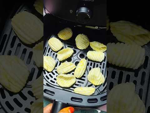 😳Zero Oil Fryums in Airfryer | #viral #trending #cooking #papad #ytshorts #viralreels #reels