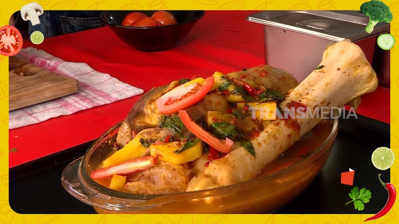 Ivan Permana Menikmati Lezatnya Sop Kaki Sapi Si Hidung Belang | MAKAN RECEH (20/06/24)