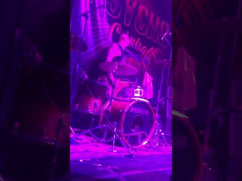 Os Catalépticos - Barbecue Girl (Live at Psycho Carnival - Jokers - 2019)