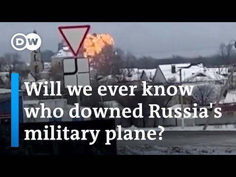 Ukraine accused of downing Russian plane carrying POWs | DW News